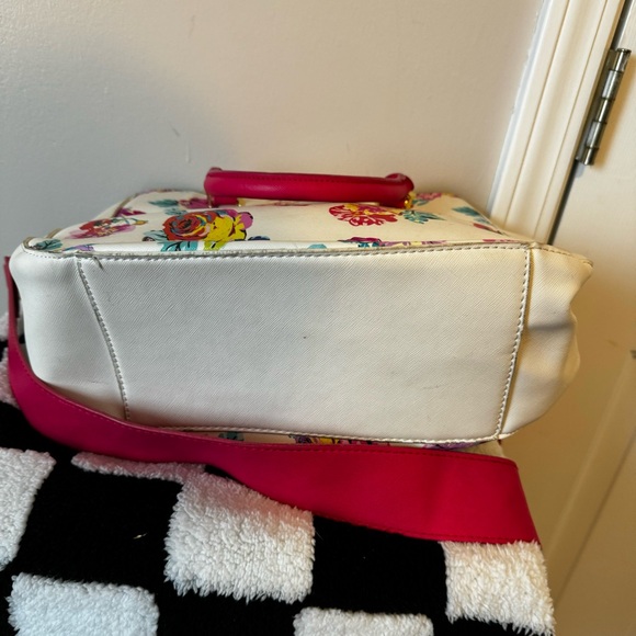 Betsey Johnson Floral Beauty - Picture 9 of 11